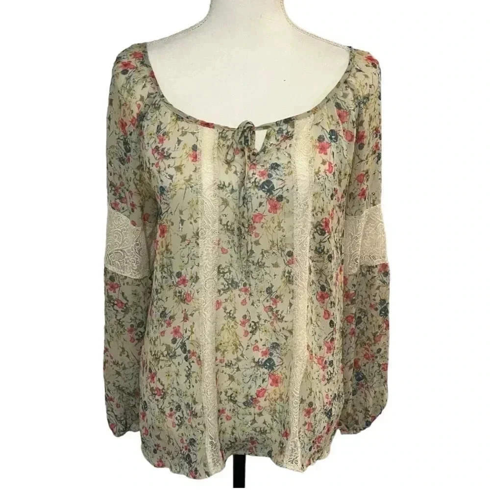 Princess Vera Wang size L sheer floral lace embellished blouse EUC